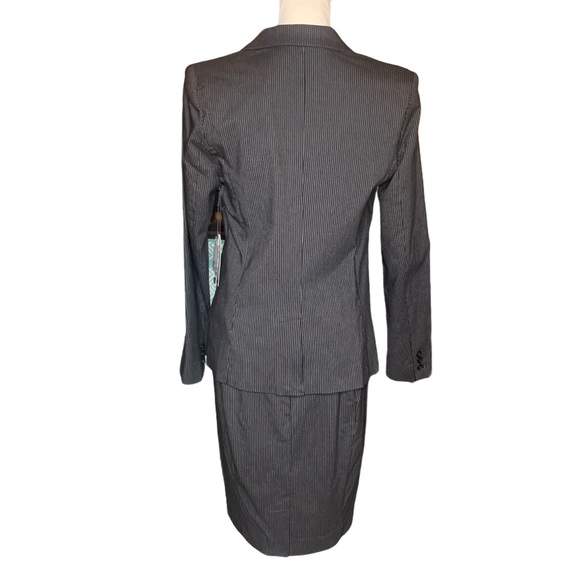 APT 9 Black Pinstripe The Torie Jacket & Pencil Skirt Career Suit 6 NWT - Picture 4 of 11
